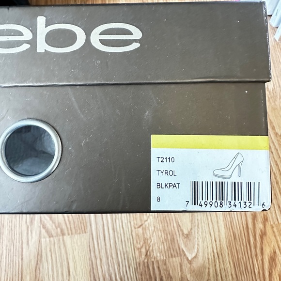 5” platform Bebe patent heels - Picture 6 of 6